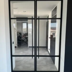 Dubbele taatsdeur met ongelijke vakken