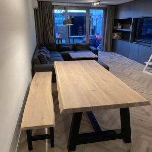 Woonkamertafel met zitbank